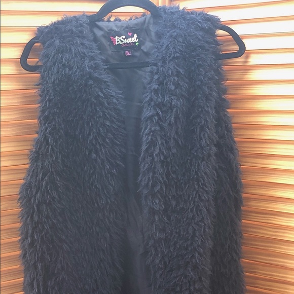 SWEATER VEST B SWEET SIZE XL BLACK FUZZY - Picture 2 of 3